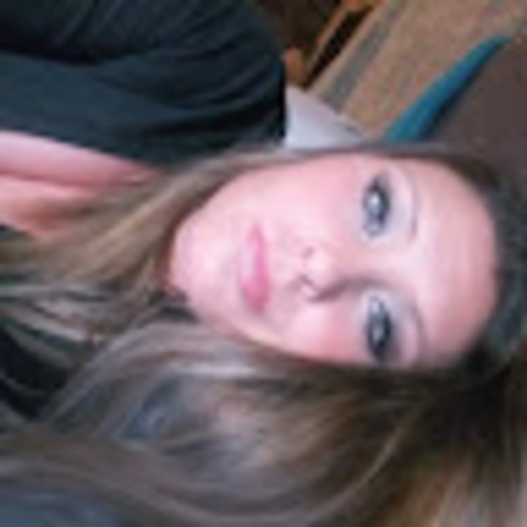 Meet your Posher, Cassidy - Picture 1 of 1